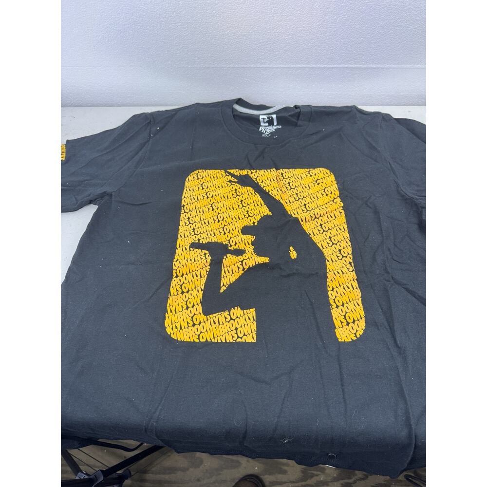 Brooklyn’s Own Rocawear T Shirt Emcee Extra Large NWT Streetwear Hip hop